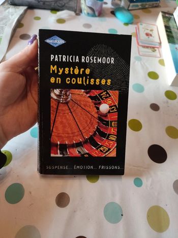 Mystère en coulisse de Patricia rosemour