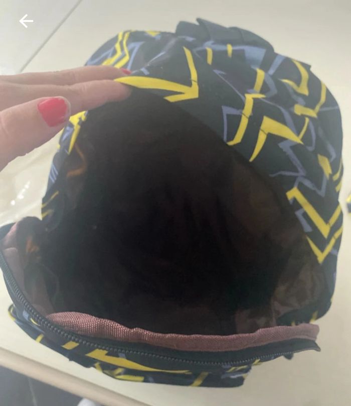 Cartable Pokémon pikachu neuf emballé - photo numéro 2