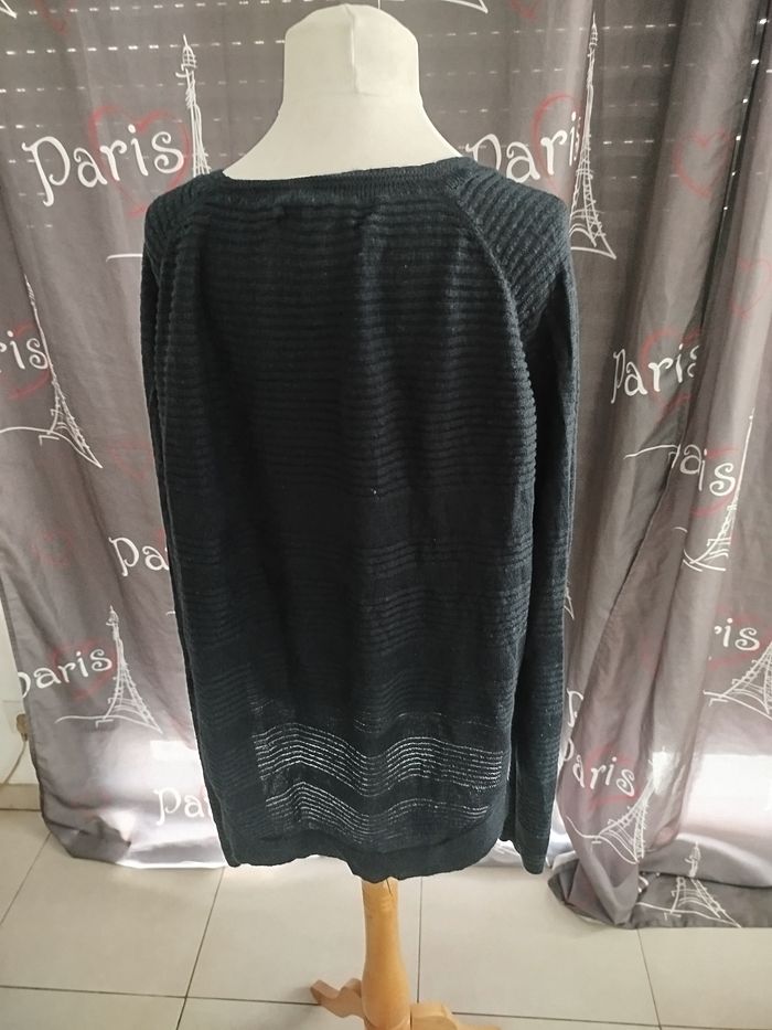 pull Only taille M - photo numéro 2