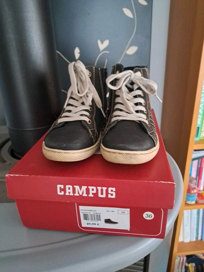 Chaussures campus très peu porté - photo numéro 2
