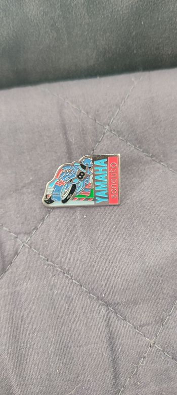 Pin's Yamaha