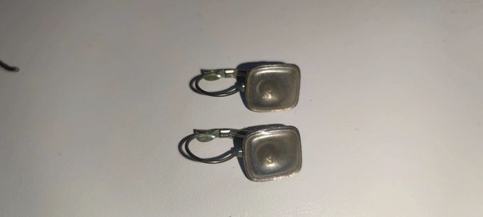 Boucle d'oreille fantaisie