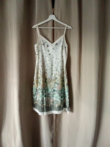 Robe blanche motif fleuri estivale Bonobo taille 42