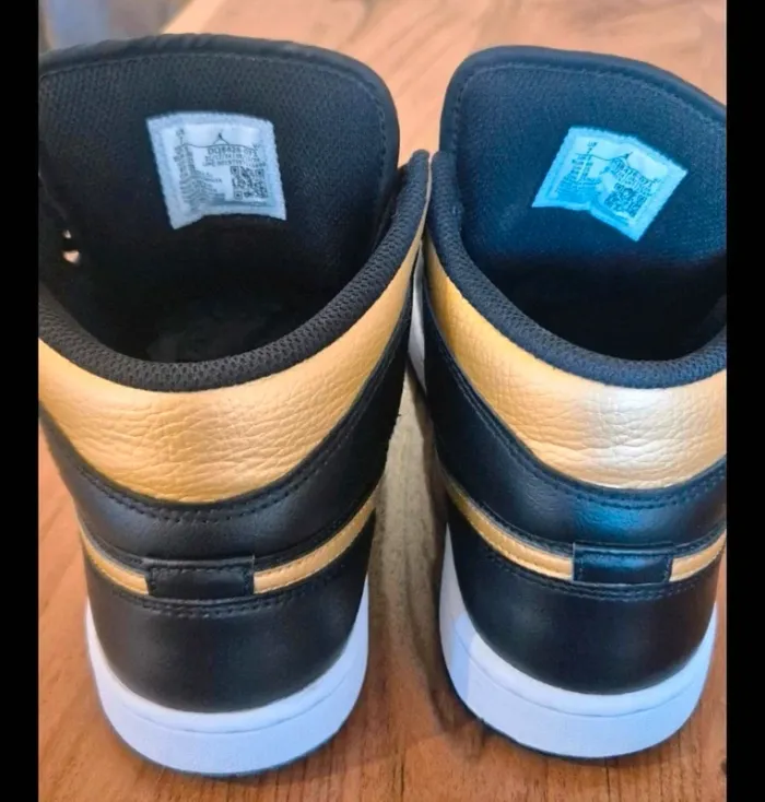Sneakers / basket Nike Air Jordan 1 Mid - photo numéro 4