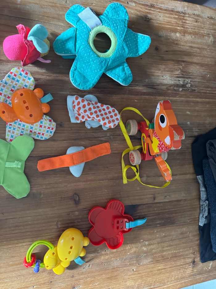 Lot de jouets - photo numéro 8