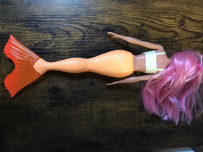 Poupée Barbie Sirène Mattel - photo numéro 3