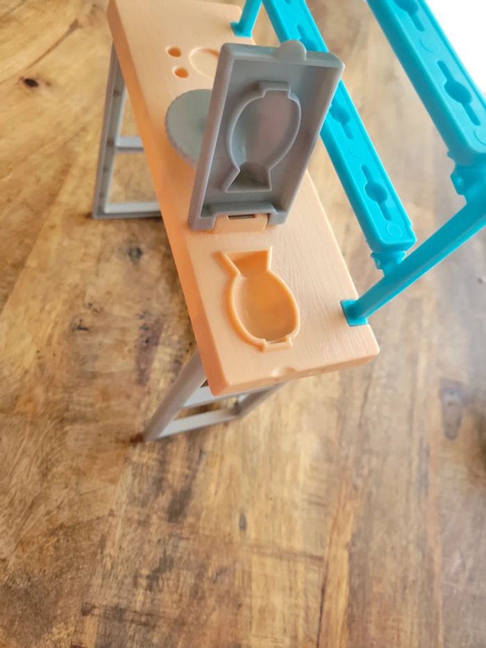 Jouet stand poupée barbie artiste accessoires barbie dans autres annonces - photo numéro 5