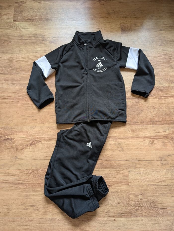 Ensemble survêtement Adidas - photo numéro 3