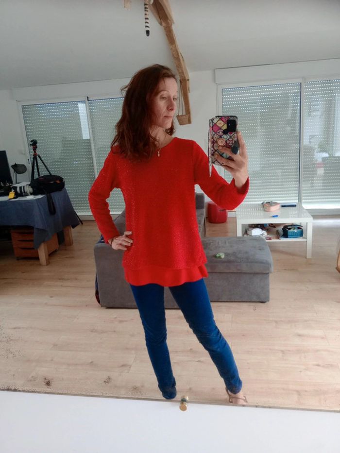 Pull femme L rouge fibres brillantes c85