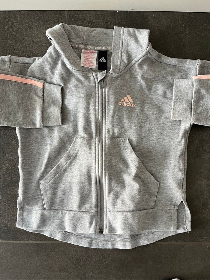Veste grise Adidas 7 ans