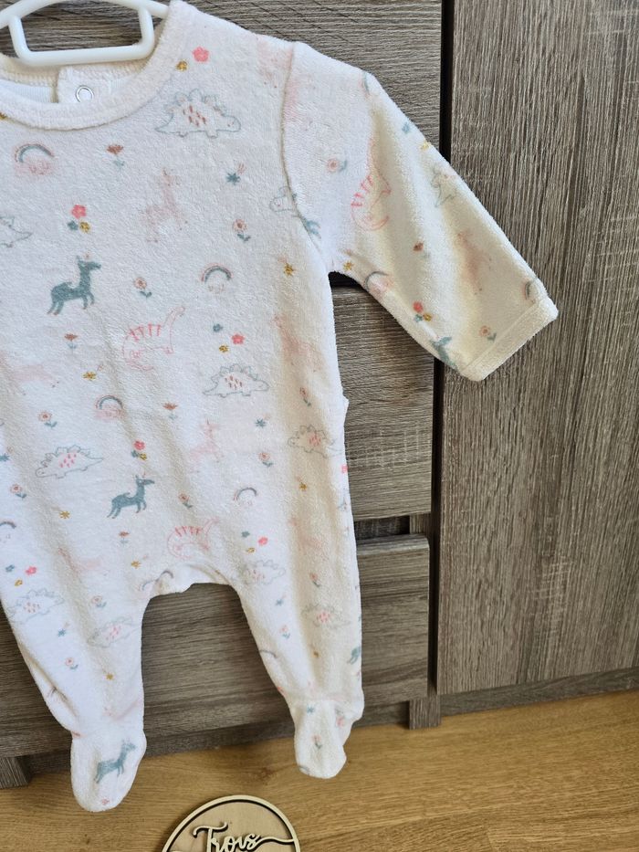 Vêtement Bébé Fille - Pyjama Licorne/ Dino - Kiabi - 3 mois / 56-62cm - photo numéro 3