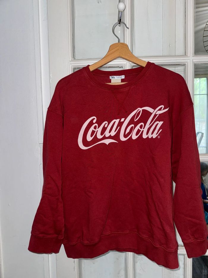 Sweat plutôt court Zara Taille s Coca Cola
