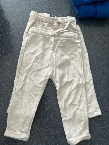 Pantalon taille 12 mois