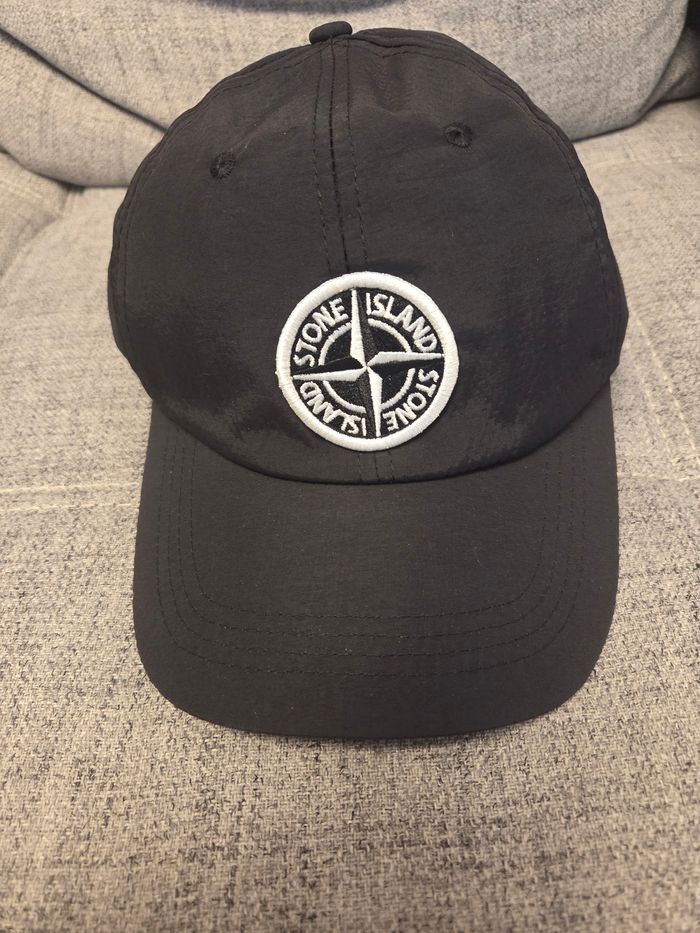 Casquette noire