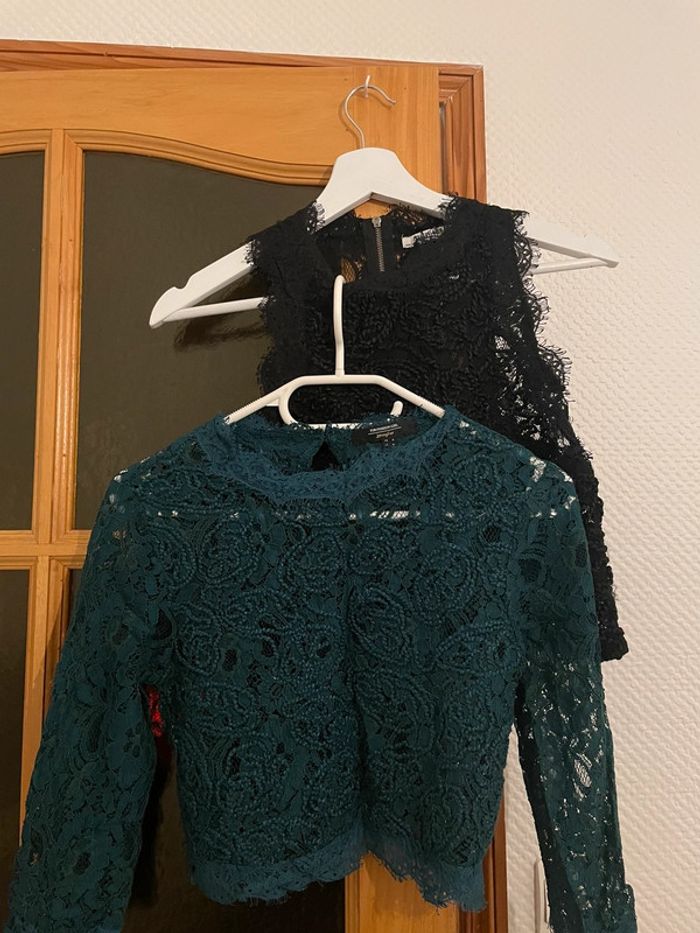 Lot de blouses en dentelle