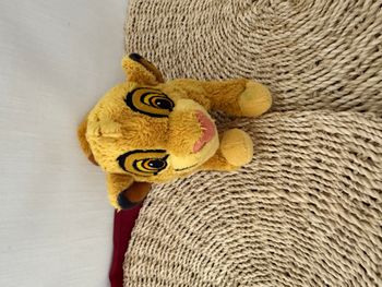 Peluche lion Simba DISNEY NICOTOY Le Roi lion yeux brodés