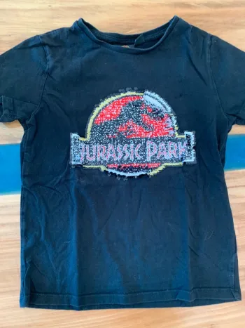 T-shirt jurassic Park World taille 7-8 ans