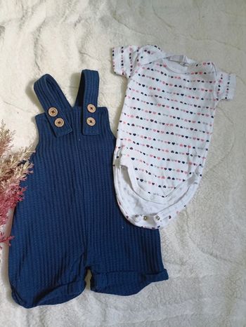 Salopette courte et body manches courtes