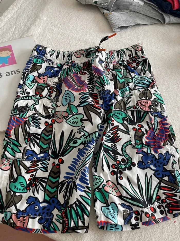 Short catimini 3 ans - photo numéro 2