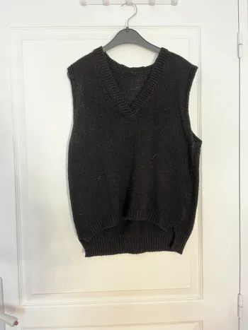 Pull noir