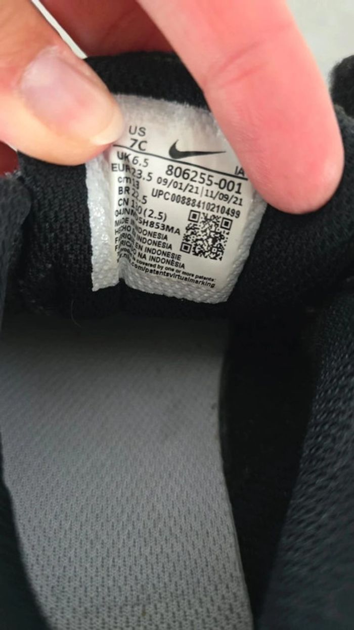 Basket nike noir et blanche - photo numéro 6