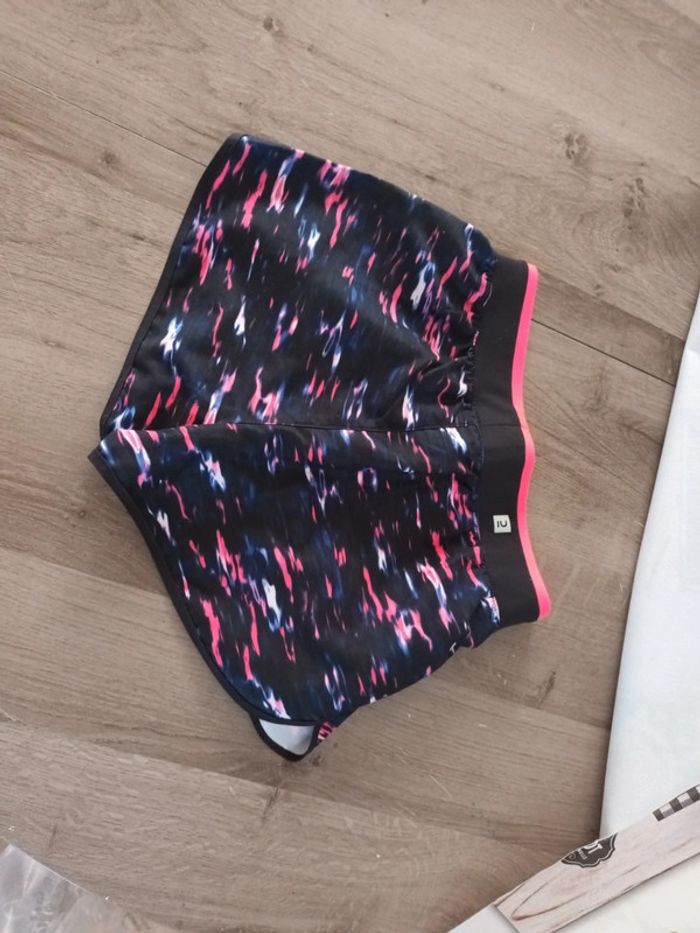 Short fille - photo numéro 4