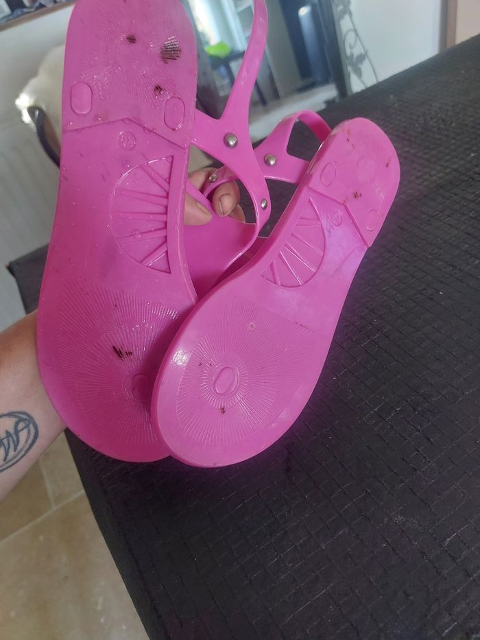Claquette rose plastique