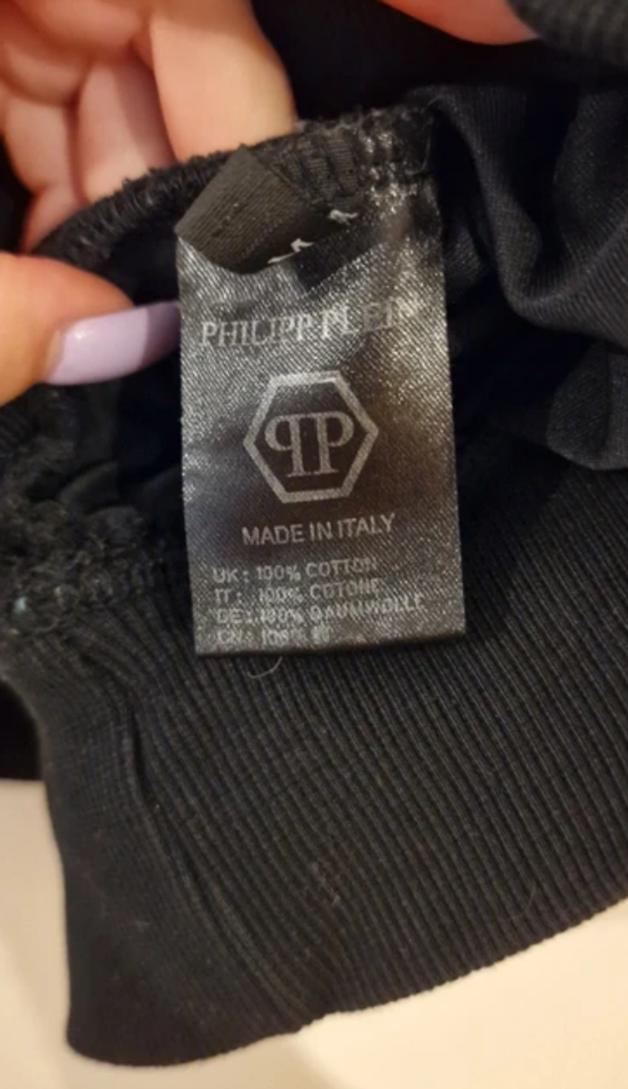 Sweat noir avec lettrage métallique – Très bon état – Taille M - photo numéro 5