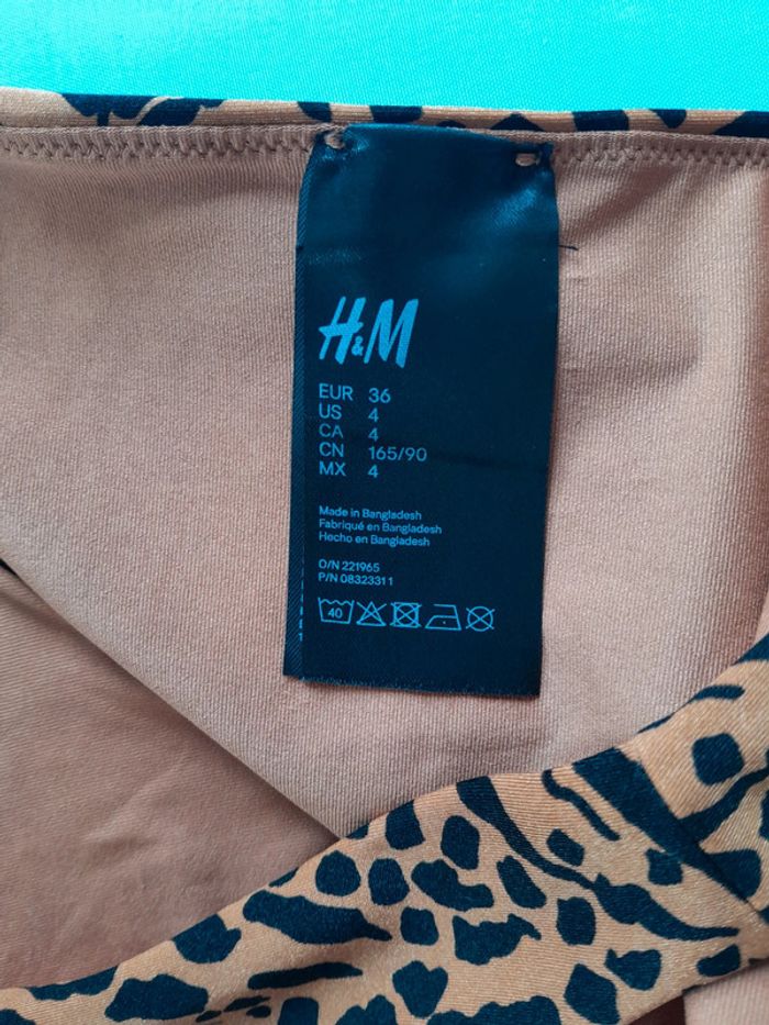 Maillot de bain 2 pièces  H&M taille 36 motif zèbre - photo numéro 3