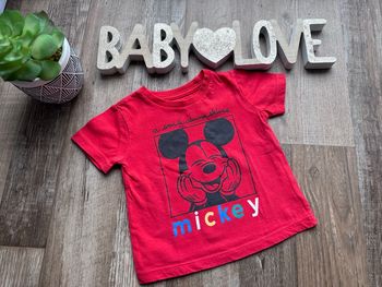 - Tee shirt Disney  - 6 mois - Très bon état