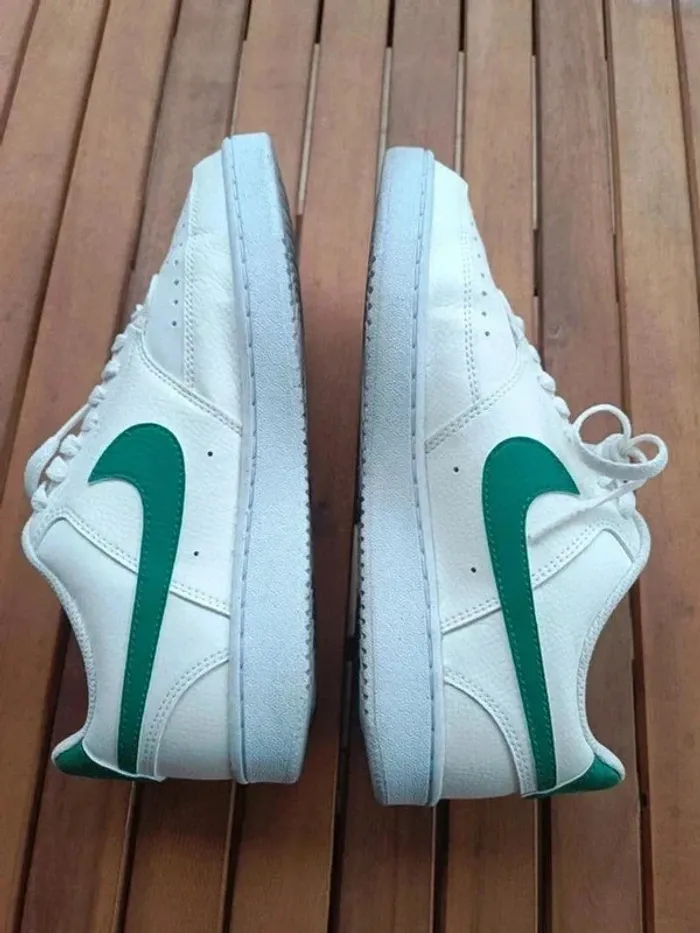 Baskets Nike pointure 39 - photo numéro 2