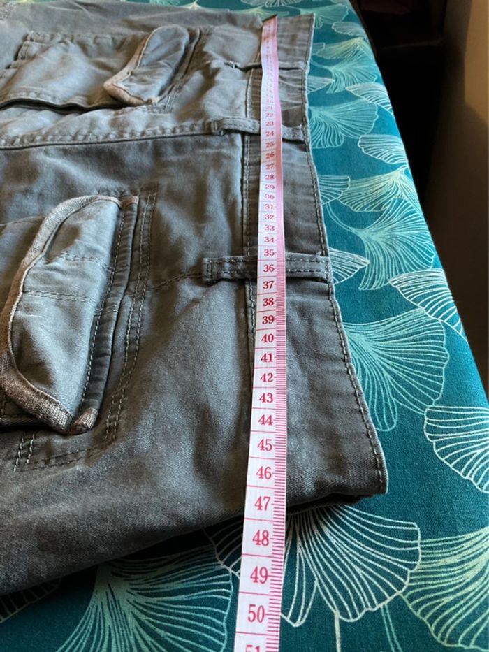 Short cargo gris pour homme Falls Creek taille W34 FR44 397 - photo numéro 4