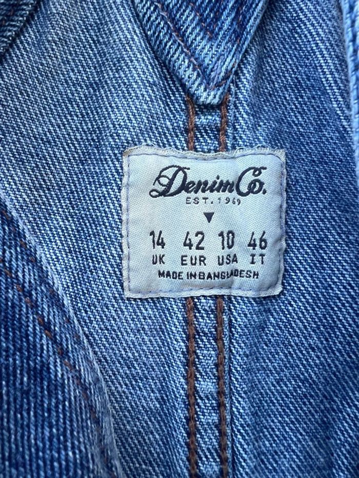 Salopette short en jean taille 42 - photo numéro 2