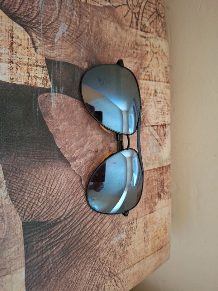 Lunettes de soleil - photo numéro 4