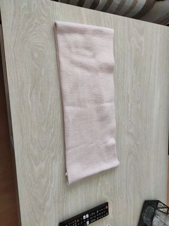 Tour de cou écharpe rose pâle 2/4 ans