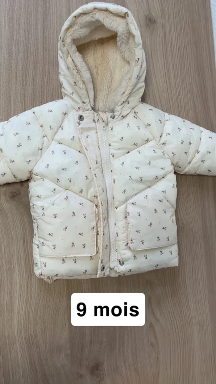 Doudoune Kiabi taille 9 mois