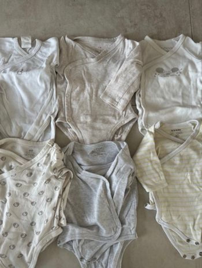 Lot de 7 bodies - photo numéro 3