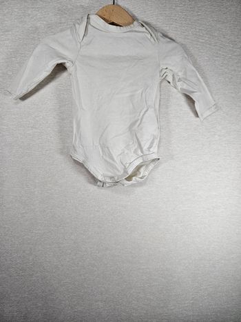 Bodie manche longue tape à l'œil 9 mois