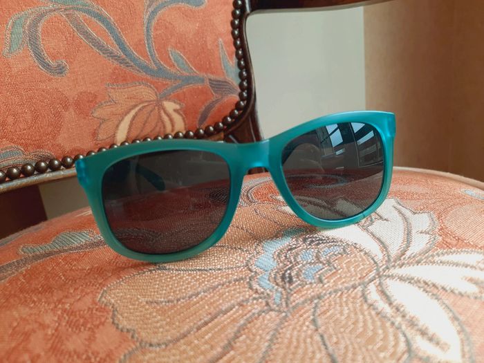 Lunettes de soleil carrées - photo numéro 2