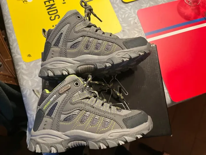 Chaussure de randonnée gris vert taille 30 - photo numéro 2