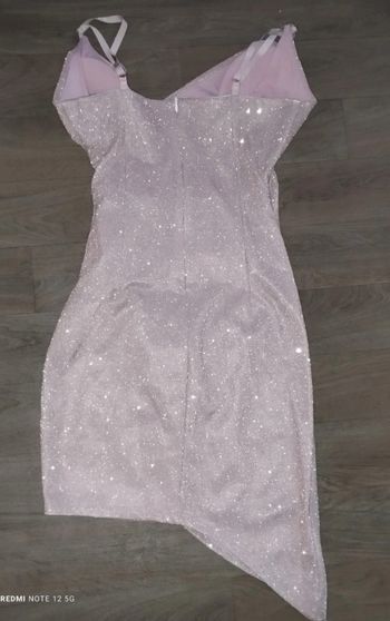 Robe vieux rose pailletée