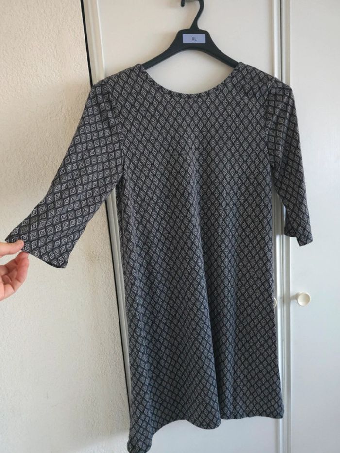 Robe manches 3/4 neuve