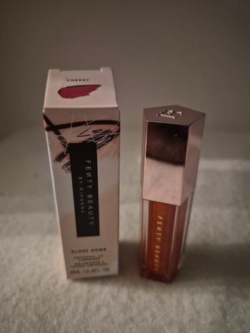 Gloss bomb fenty beauty