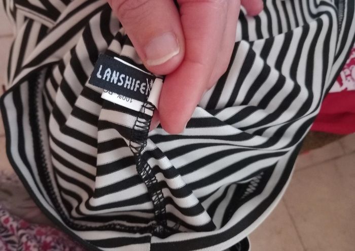 T-shirt manches courtes (T. S) - photo numéro 5