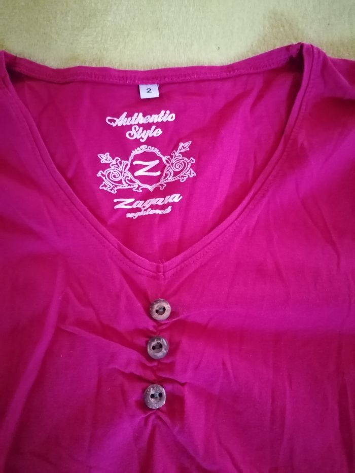 T shirt taille 2 fushia Authentic style - photo numéro 6