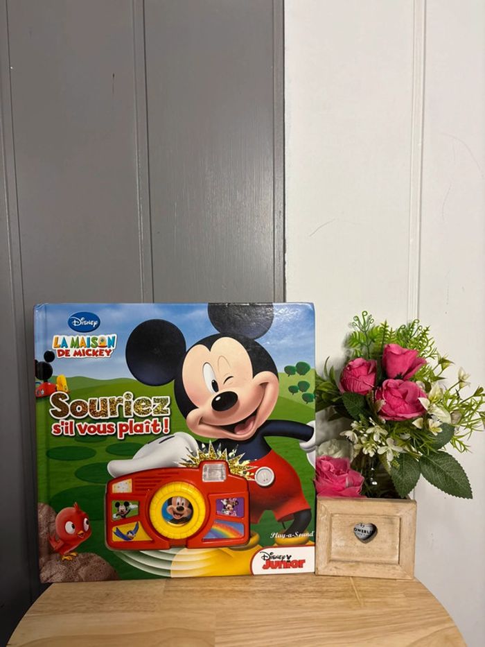 🌺Livre sonore Disney La maison de Mickey souriez s’il vous plaît🌺