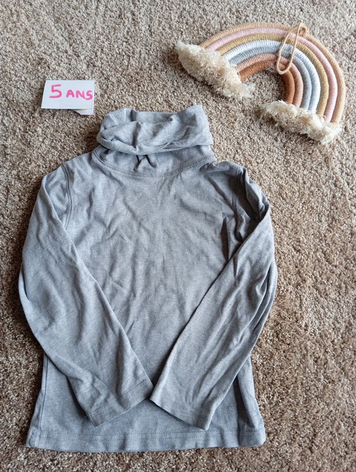 Sous pull taille 5 ans