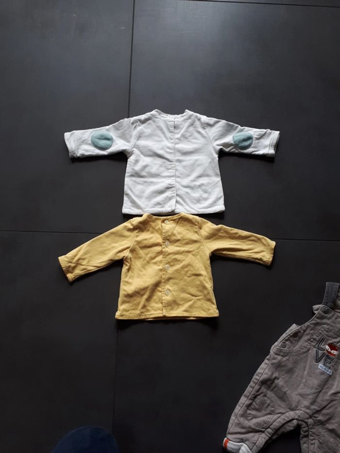 Ensemble 1 mois 2 hauts et 1 salopette 3 pommes obaïbi 1 mois - photo numéro 7