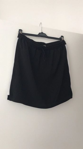 Jupe pimkie noir et bande blanche