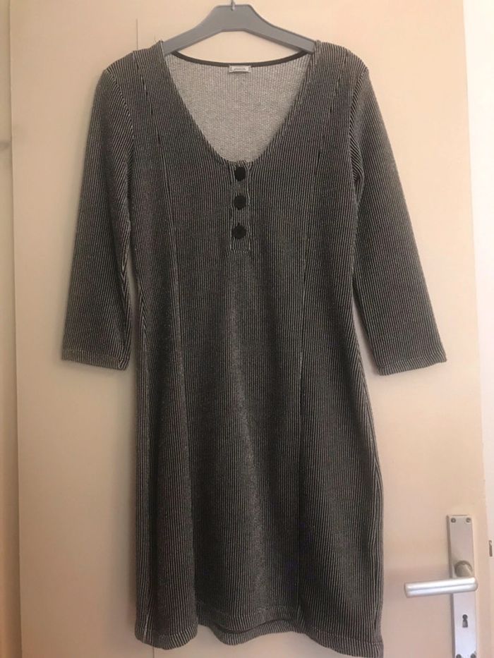 Robe chic